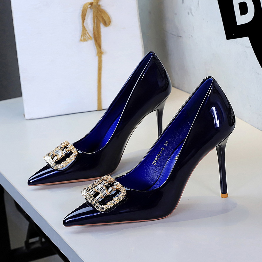 Sapatos de Salto Alto Elegante - Court Heel Pointed avaliação e preço